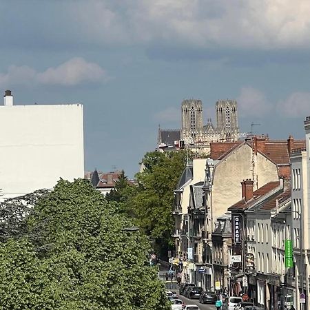 Apartamento Reims Voyage Exterior foto