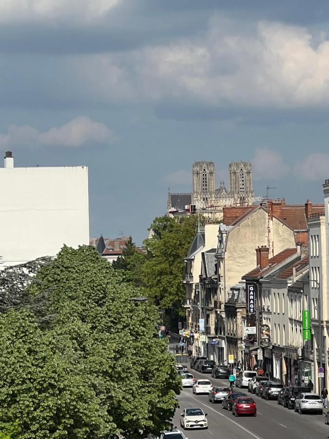 Apartamento Reims Voyage Exterior foto